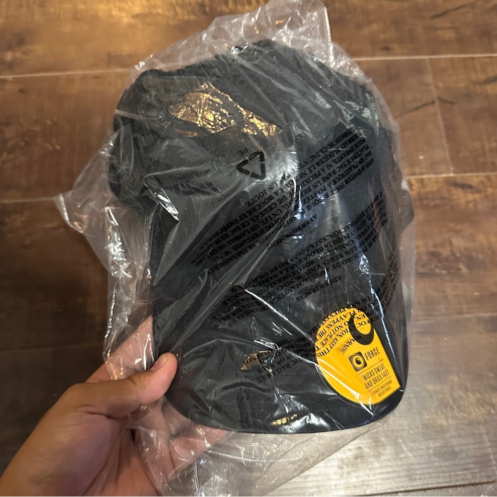 BRAND NEW CARHARTT RUGGED BASEBALL TRUCKER CAP